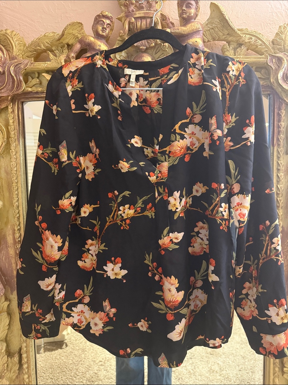 Joie 100% silk blouse